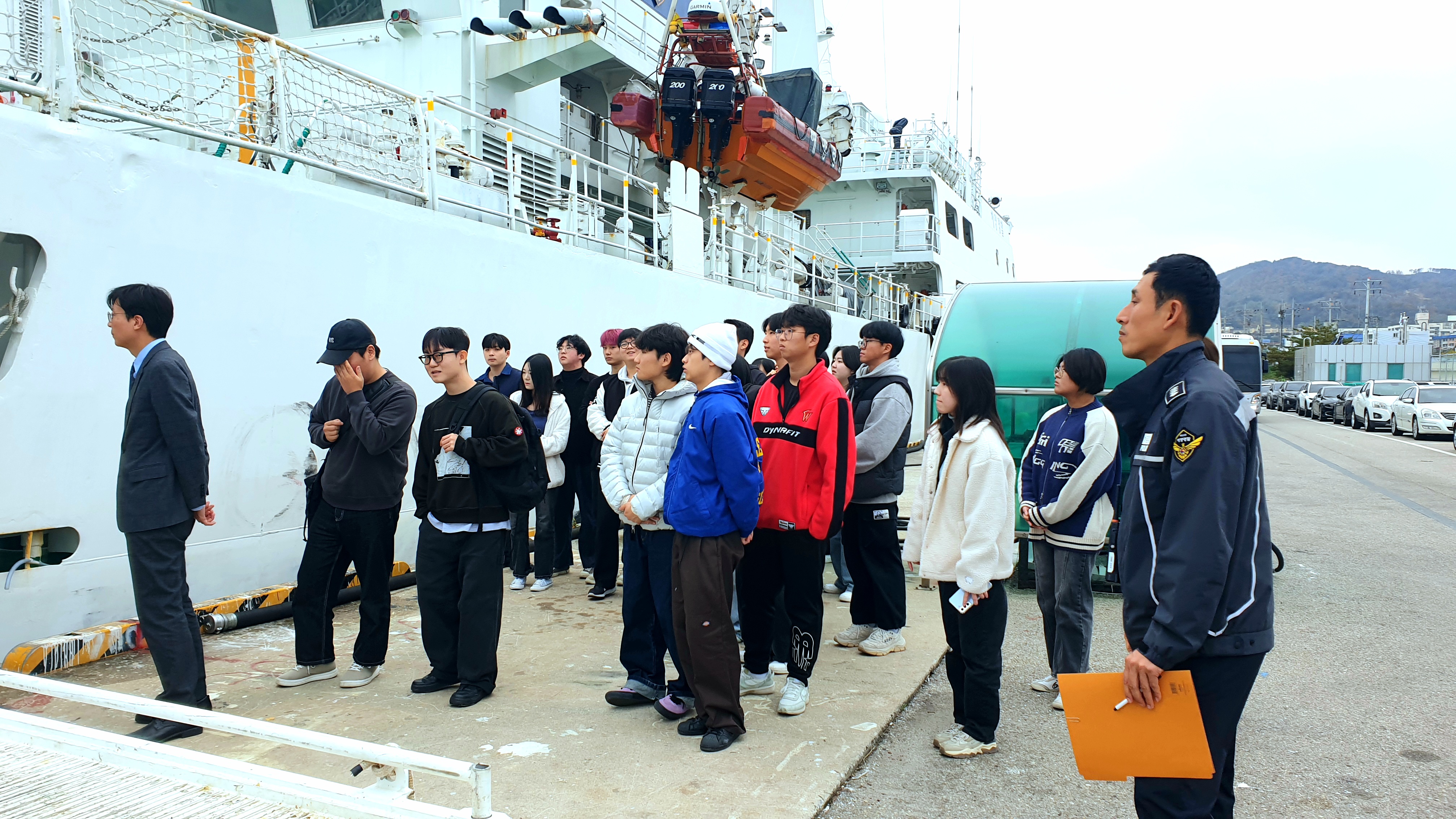 동해지방해양경찰청&동해해양경찰서 소속 3017 함정 견학(2024. 11. 14.) 2 대표이미지
